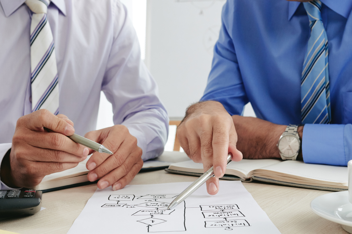Informes técnico-legales en due diligence inmobiliaria