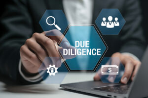Informes técnico-legales en due diligence inmobiliaria