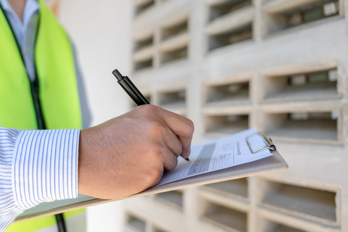 Informes periciales en reclamaciones por defectos de construcción y comunidades de propietarios